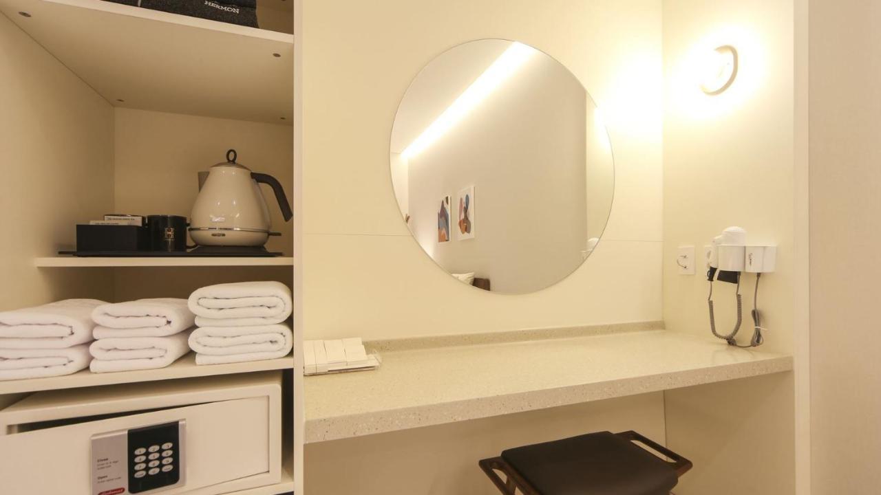 Hermon Hotel Gimhae Bagian luar foto