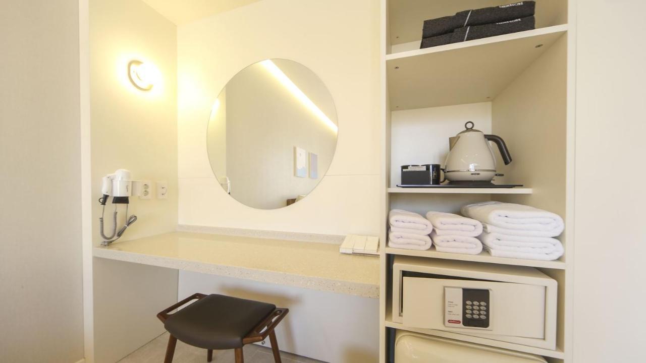 Hermon Hotel Gimhae Bagian luar foto